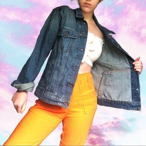 Levi’s Women’s Denium Jacket. Medium/Dark Wash